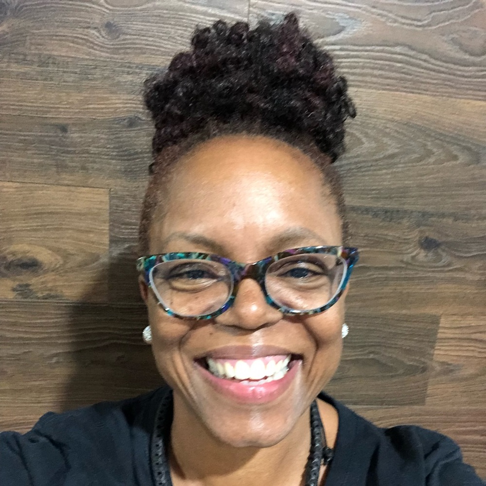 Meet your Posher, yvetteirby